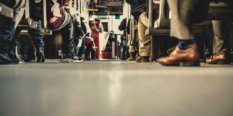 寻音汇音频社区ASMR创作全攻略：从蒸汽波音乐灵感到专业设备选择